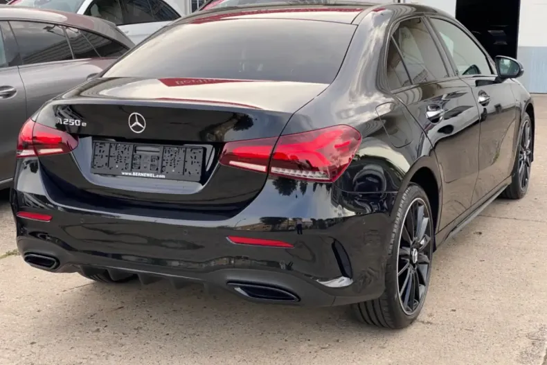 Mercedes-Benz A 250 din 2021 cu 48.967 km - oferta MER127752 - foto 8