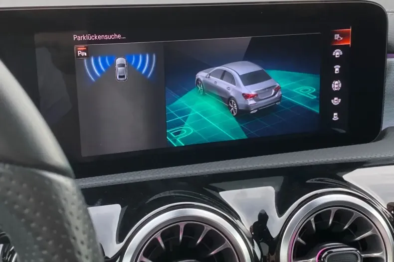 Mercedes-Benz A 250 din 2021 cu 48.967 km - oferta MER127752 - foto 21