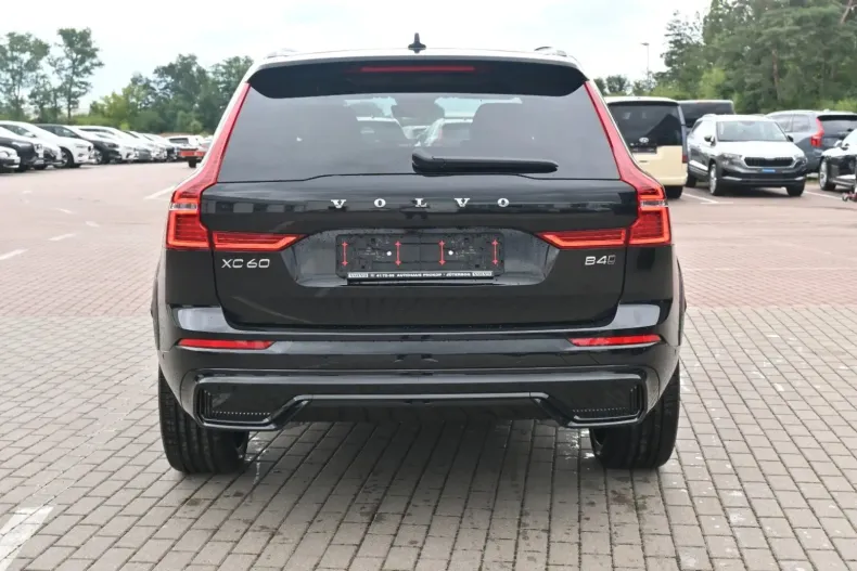 Volvo XC60 din 2024 cu 28.700 km - oferta VOL127758 - foto 5