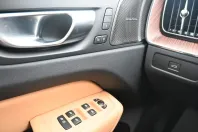 Volvo XC60 din 2024 cu 28.700 km - oferta VOL127758 - foto 25