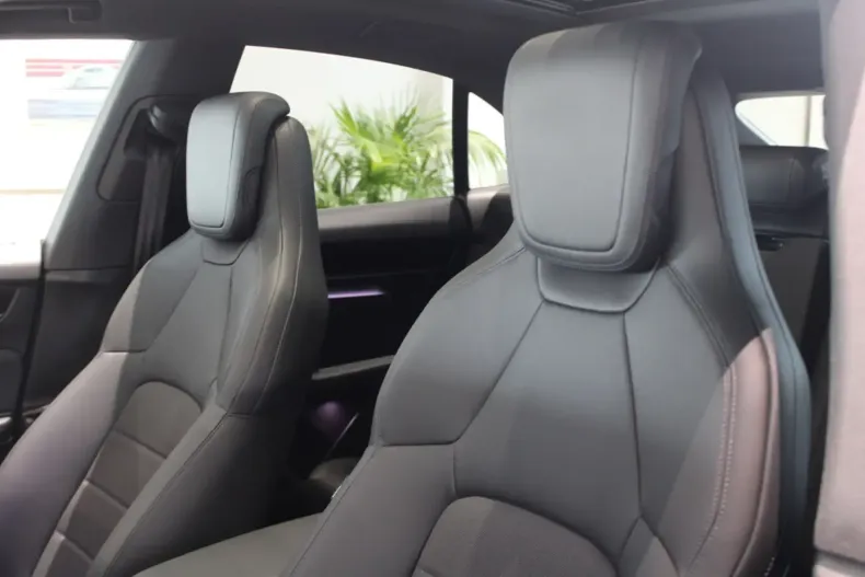 Porsche Macan din 2025 cu 1.990 km - oferta POR127759 - foto 4