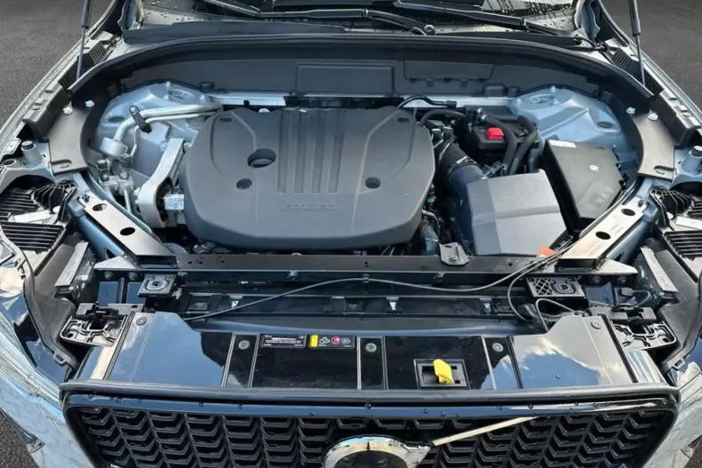 Volvo XC60 din 2024 cu 14.947 km - oferta VOL127760 - foto 8