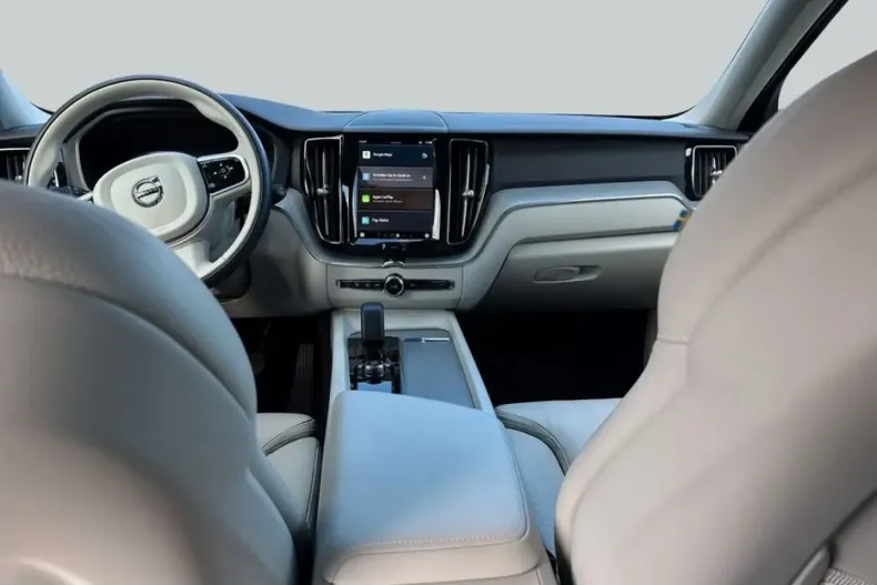 Volvo XC60 din 2024 cu 14.947 km - oferta VOL127760 - foto 13