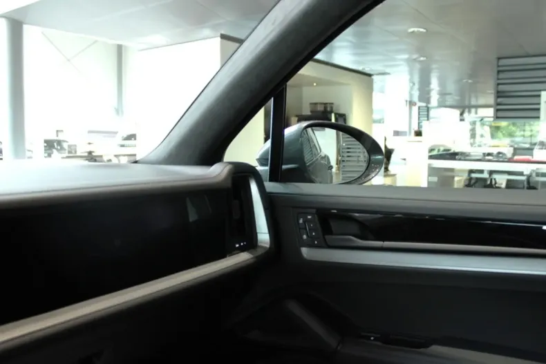 Porsche Cayenne din 2025 cu 0 km - oferta POR127761 - foto 17