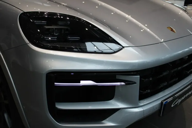 Porsche Cayenne din 2025 cu 0 km - oferta POR127762 - foto 11