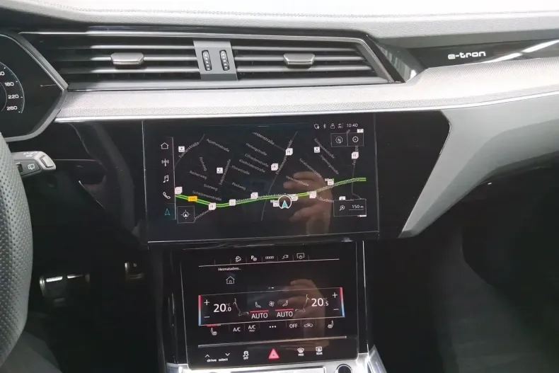 Audi Q8 din 2023 cu 16.000 km - oferta AUD127765 - foto 9