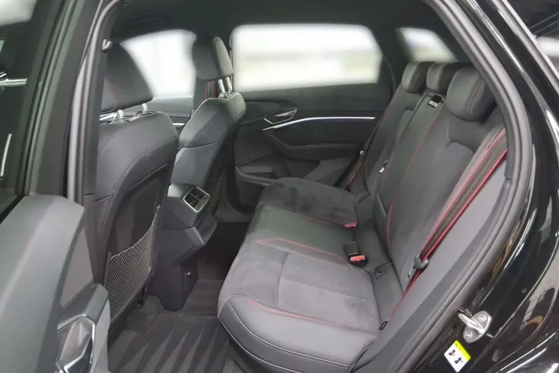 Audi Q8 din 2023 cu 16.000 km - oferta AUD127765 - foto 11