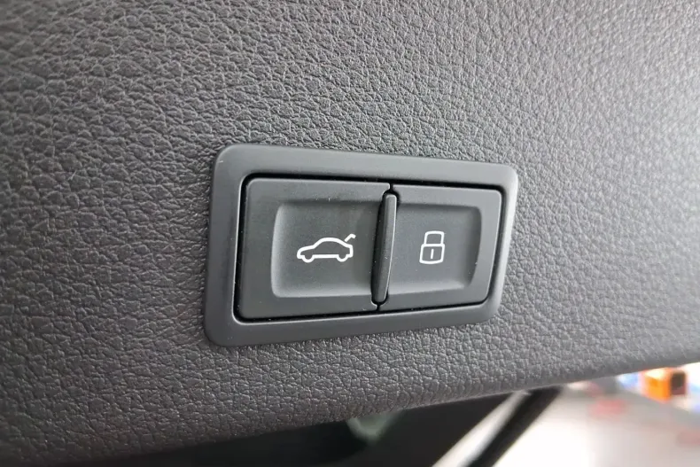 Audi Q8 din 2023 cu 16.000 km - oferta AUD127765 - foto 13