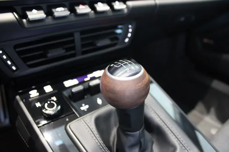 Porsche 911 din 2025 cu 3.200 km - oferta POR127768 - foto 19