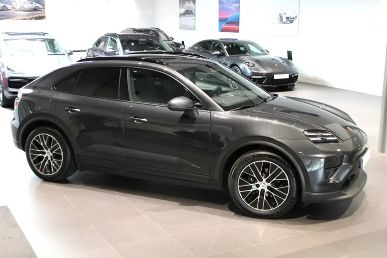 Porsche Macan din 2025 cu 0 km - oferta POR127786 - foto 8