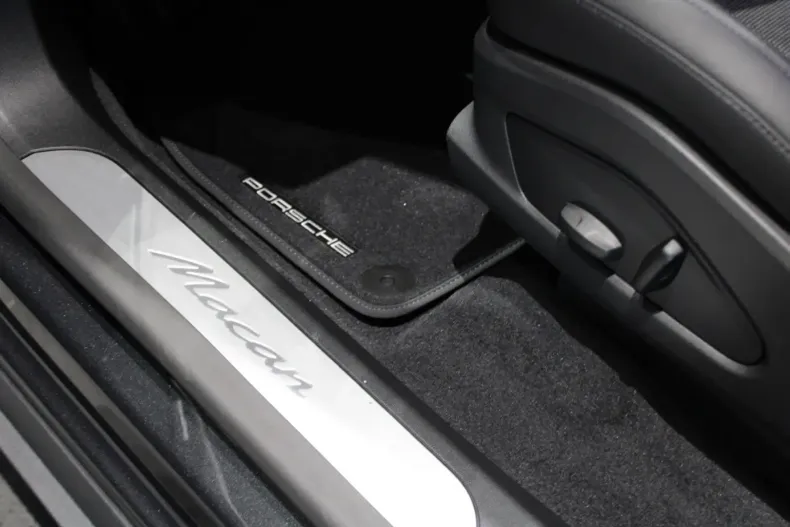 Porsche Macan din 2025 cu 0 km - oferta POR127786 - foto 13