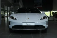 Porsche Taycan din 2024 cu 250 km - oferta POR127789 - foto 2