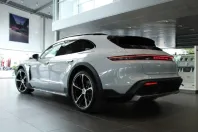 Porsche Taycan din 2024 cu 250 km - oferta POR127789 - foto 4