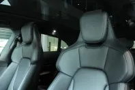 Porsche Taycan din 2024 cu 250 km - oferta POR127789 - foto 7