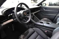 Porsche Taycan din 2024 cu 250 km - oferta POR127790 - foto 7