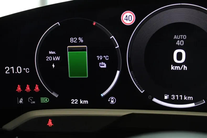 Porsche Taycan din 2024 cu 250 km - oferta POR127790 - foto 14