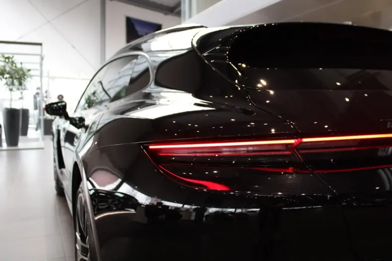 Porsche Taycan din 2024 cu 250 km - oferta POR127790 - foto 23