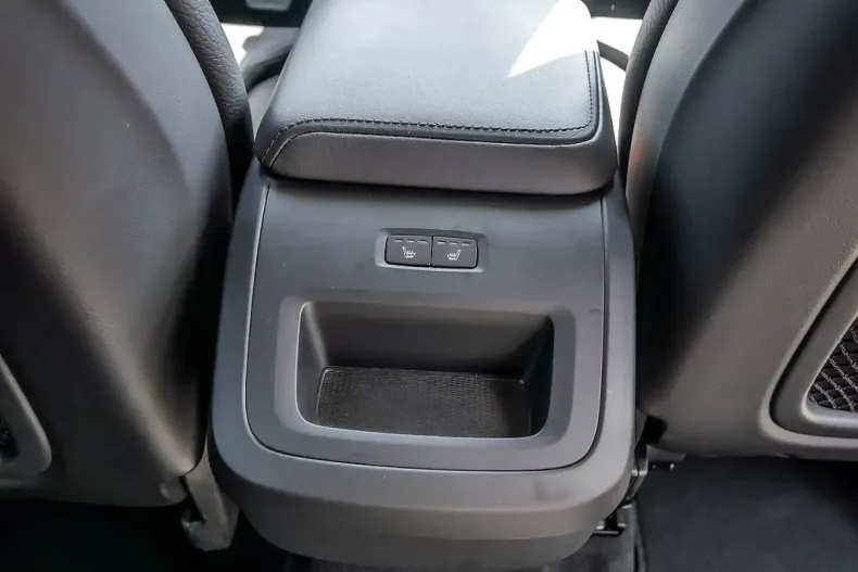 Volvo XC60 din 2024 cu 58.876 km - oferta VOL127792 - foto 16