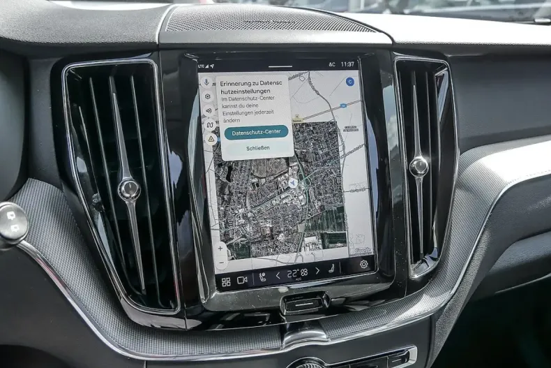 Volvo XC60 din 2024 cu 58.876 km - oferta VOL127792 - foto 23