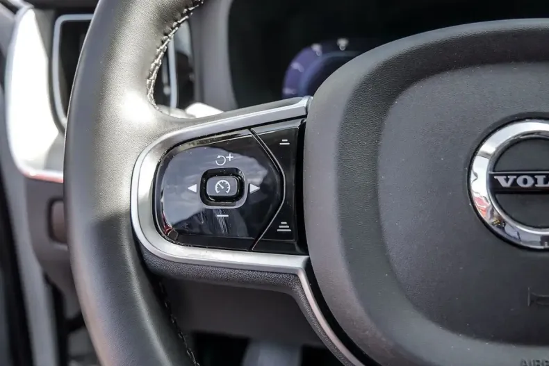 Volvo XC60 din 2024 cu 58.876 km - oferta VOL127792 - foto 28