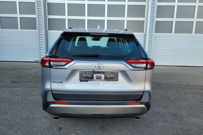 Toyota RAV4 din 2022 cu 44.050 km - oferta TOY127793 - foto 10