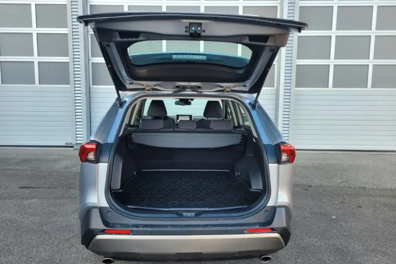 Toyota RAV4 din 2022 cu 44.050 km - oferta TOY127793 - foto 11