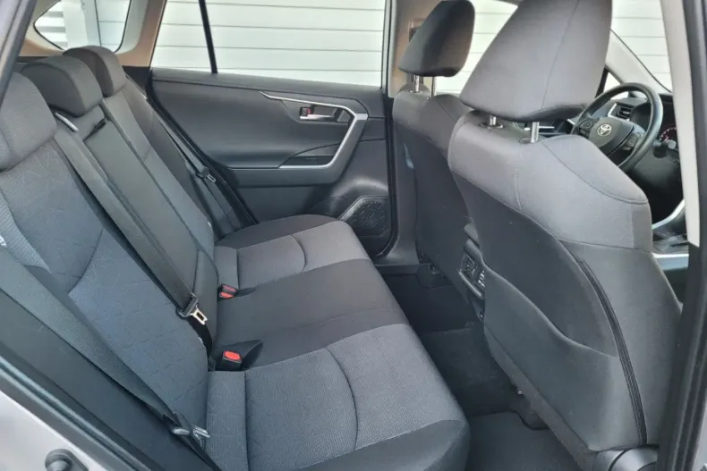 Toyota RAV4 din 2022 cu 44.050 km - oferta TOY127793 - foto 13