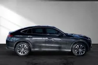 Mercedes-Benz GLC 200 din 2023 cu 5.799 km - oferta MER127795 - foto 4