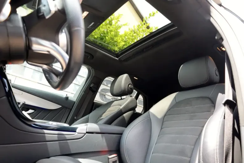 Mercedes-Benz GLC 200 din 2022 cu 65.830 km - oferta MER127803 - foto 6