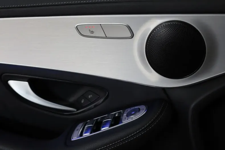 Mercedes-Benz GLC 200 din 2022 cu 65.830 km - oferta MER127803 - foto 13