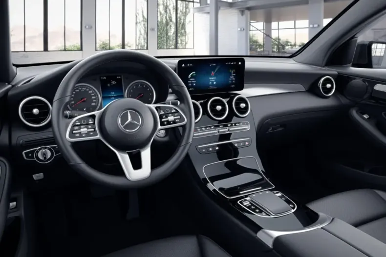 Mercedes-Benz GLC 300 din 2021 cu 69.708 km - oferta MER127808 - foto 3