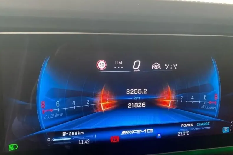 Mercedes-Benz G 63 AMG din 2024 cu 21.826 km - oferta MER127812 - foto 13