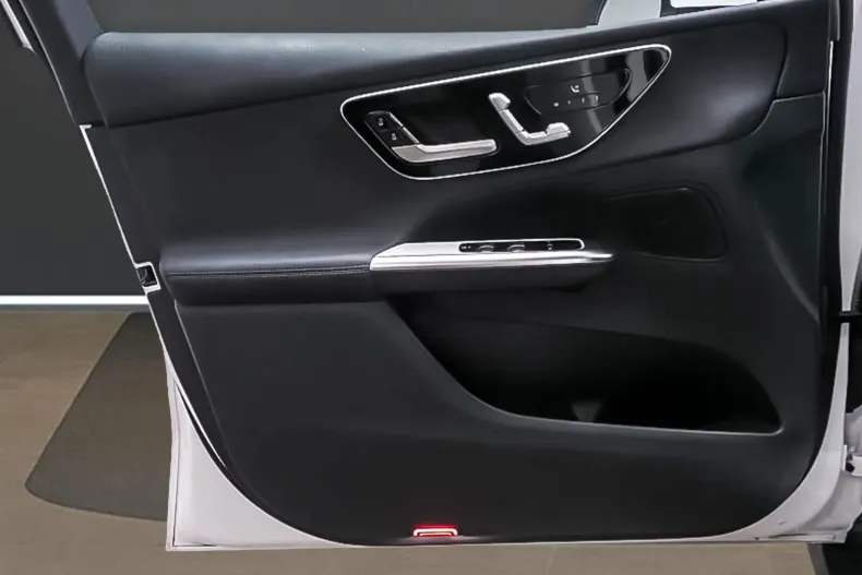 Mercedes-Benz GLC Coupe din 2024 cu 15.500 km - oferta MER127820 - foto 7