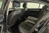 Volkswagen Passat din 2020 cu 64.325 km - oferta VOL127826 - foto 11