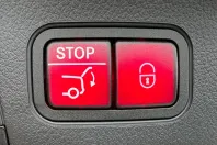 Mercedes-Benz GLA din 2024 cu 13.800 km - oferta MER127841 - foto 4