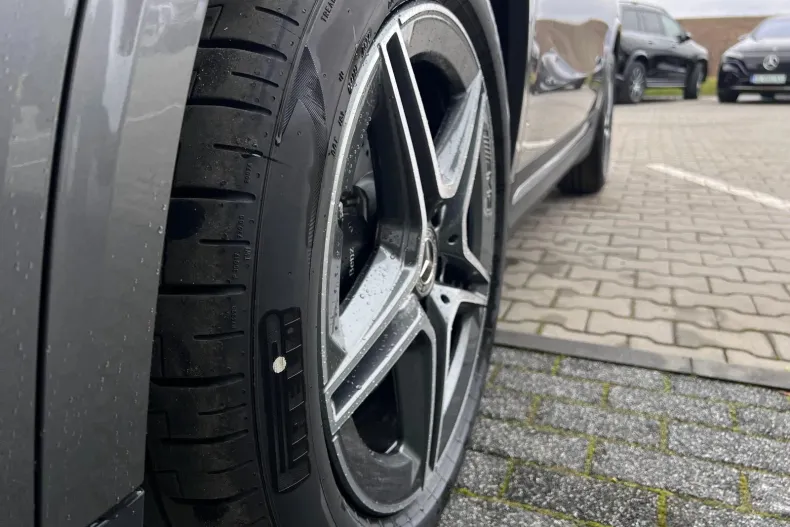 Mercedes-Benz GLA din 2024 cu 13.800 km - oferta MER127841 - foto 16