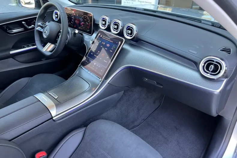 Mercedes-Benz C din 2024 cu 10.000 km - oferta MER127843 - foto 6