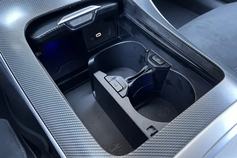 Mercedes-Benz C din 2024 cu 10.000 km - oferta MER127843 - foto 13