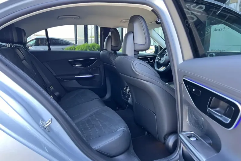 Mercedes-Benz C din 2024 cu 10.000 km - oferta MER127843 - foto 14