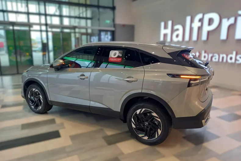 Nissan Qashqai din 2025 cu 7 km - oferta NIS127857 - foto 5