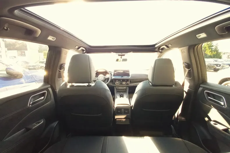 Nissan Qashqai din 2025 cu 150 km - oferta NIS127858 - foto 7