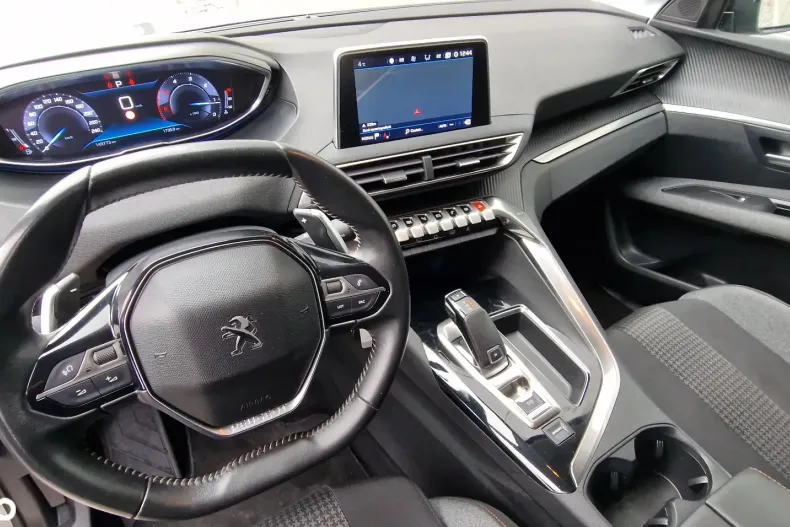 Peugeot 3008 din 2020 cu 149.772 km - oferta PEU127861 - foto 11