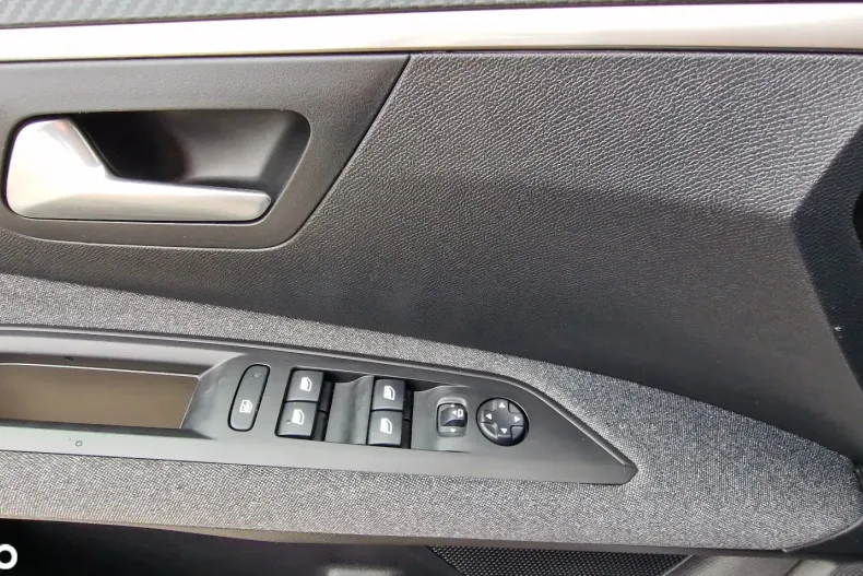 Peugeot 3008 din 2020 cu 149.772 km - oferta PEU127861 - foto 17