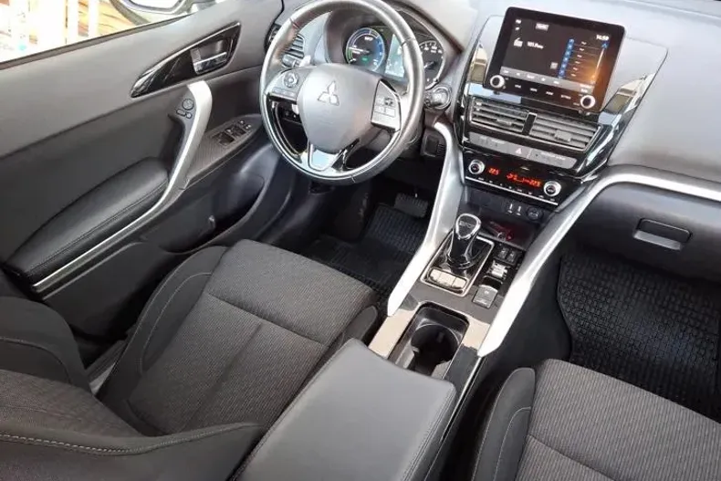 Mitsubishi Eclipse Cross din 2022 cu 74.078 km - oferta MIT127874 - foto 18