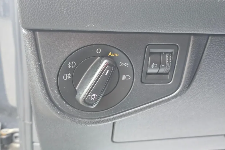 Volkswagen Polo din 2020 cu 87.490 km - oferta VOL127878 - foto 7