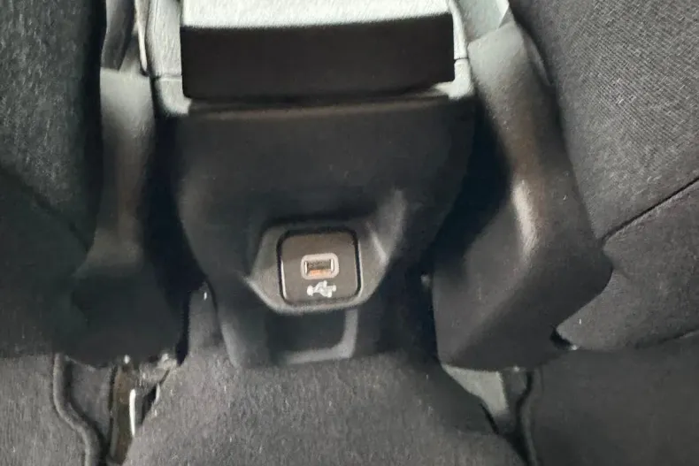 Jeep Renegade din 2023 cu 81.422 km - oferta JEE127894 - foto 9