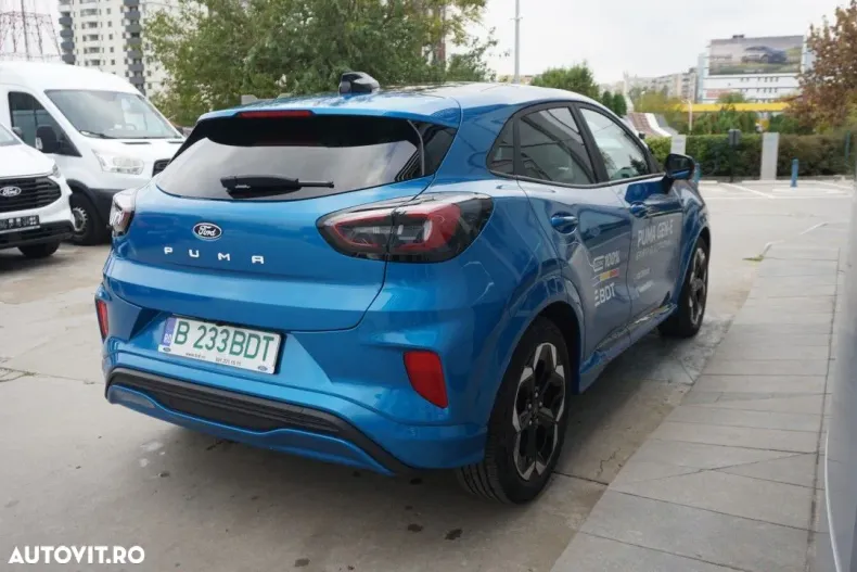 Ford Puma din 2025 cu 3.135 km - oferta FOR127904 - foto 4