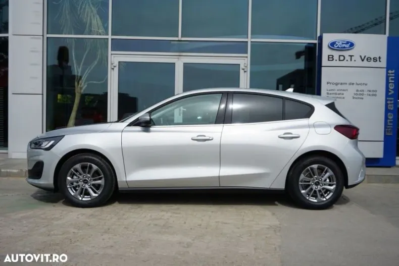 Ford Focus din 2025 cu 1 km - oferta FOR127906 - foto 4