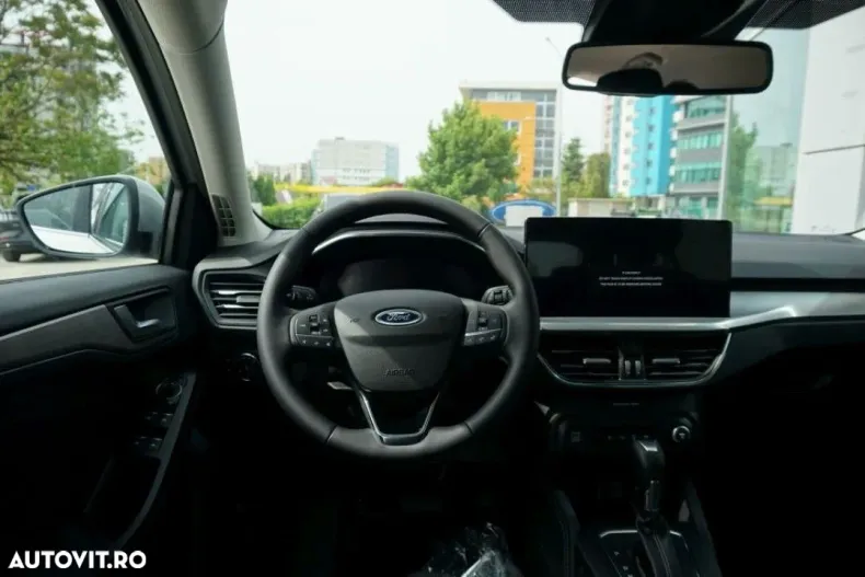Ford Focus din 2025 cu 1 km - oferta FOR127906 - foto 13
