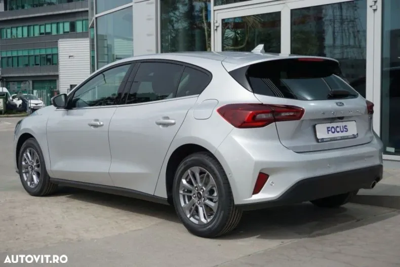 Ford Focus din 2025 cu 1 km - oferta FOR127907 - foto 5